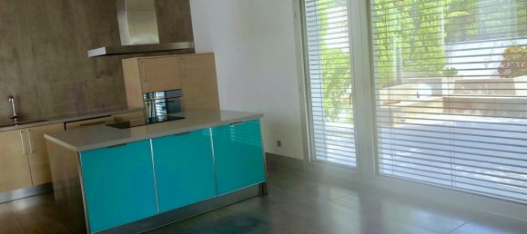 4 bedrooms Villa in Cadiz, Spain No. 29166 8