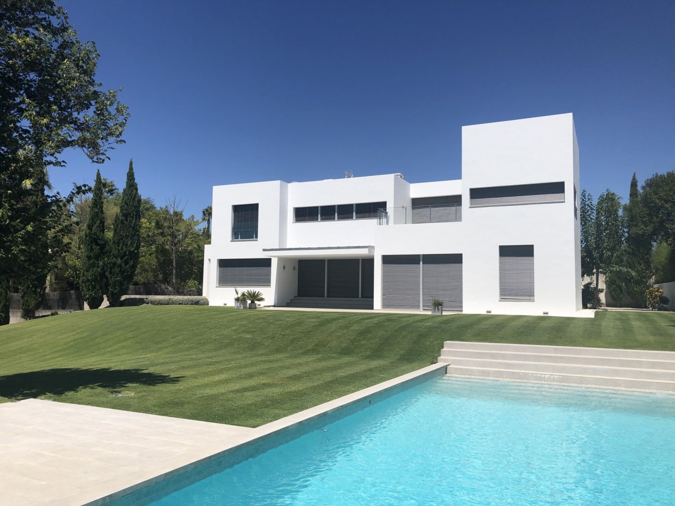 4 bedrooms Villa in Cadiz, Spain No. 29166