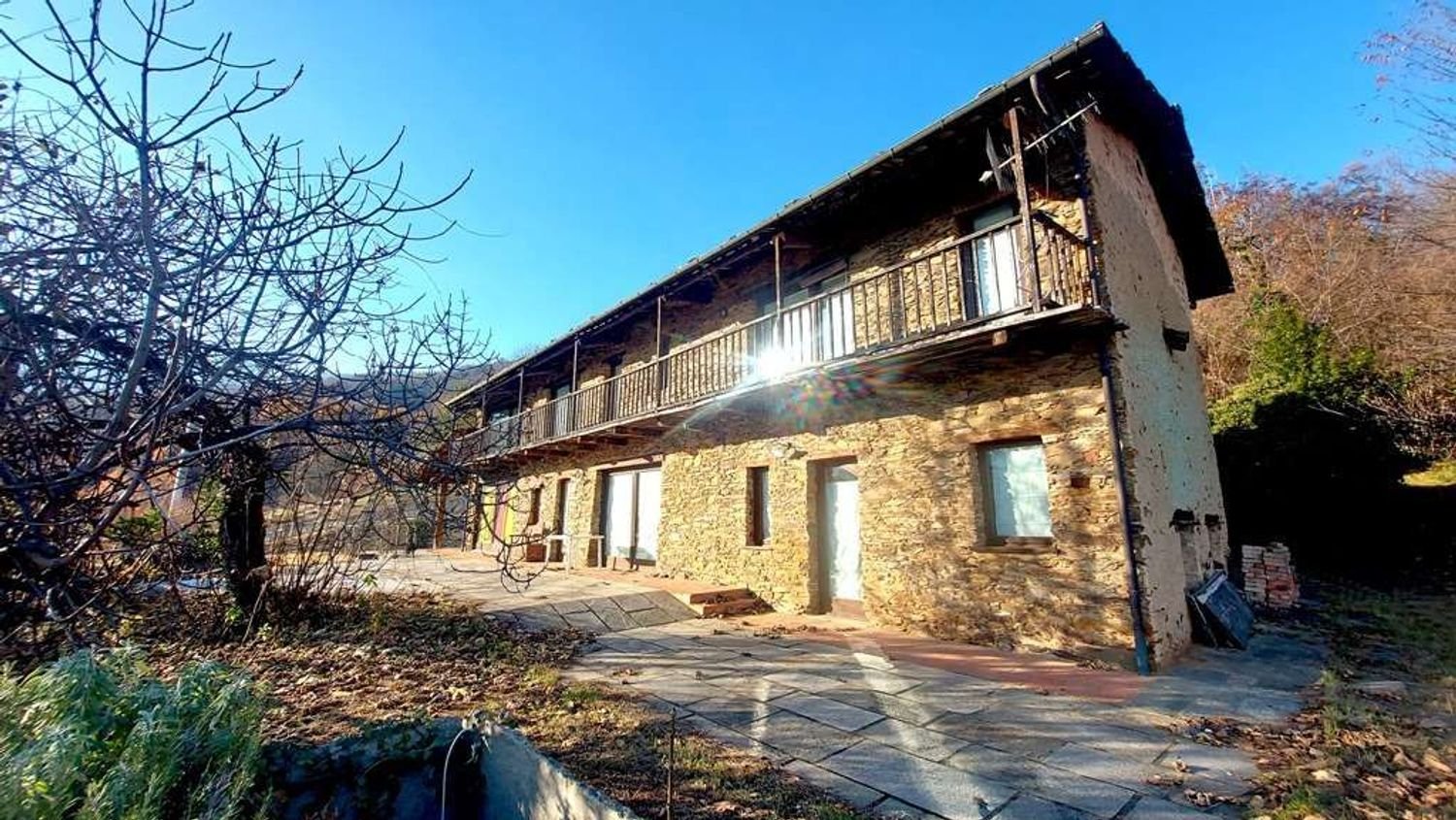 8 rooms Villa in Bagnolo Piemonte, Italy No. 131568