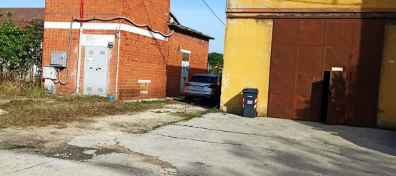 2260m² Warehouse in Colli al Metauro, Italy No. 293313 4