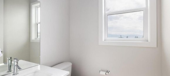 4 bedrooms House in British Columbia, Canada No. 1174 11