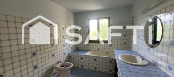 4 bedrooms House in Abilly, France No. 57559 10