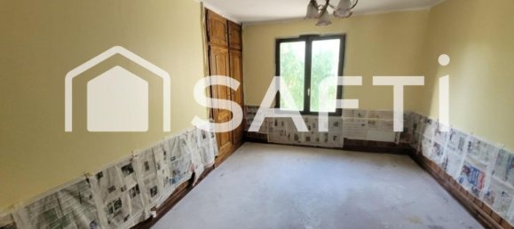 4 bedrooms House in Abilly, France No. 57559 7