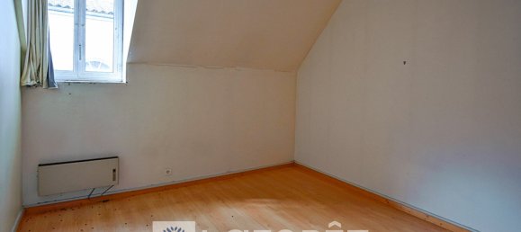 Edificio de 3 dormitorios en Gemozac, France No. 277482 13