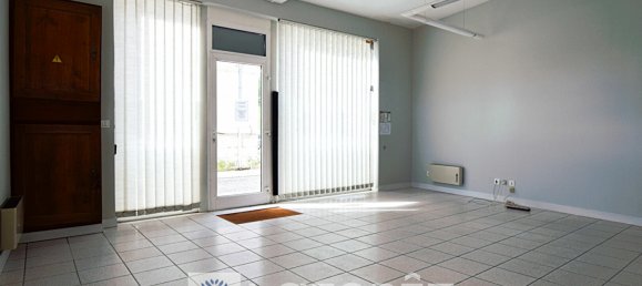 Edificio de 3 dormitorios en Gemozac, France No. 277482 8