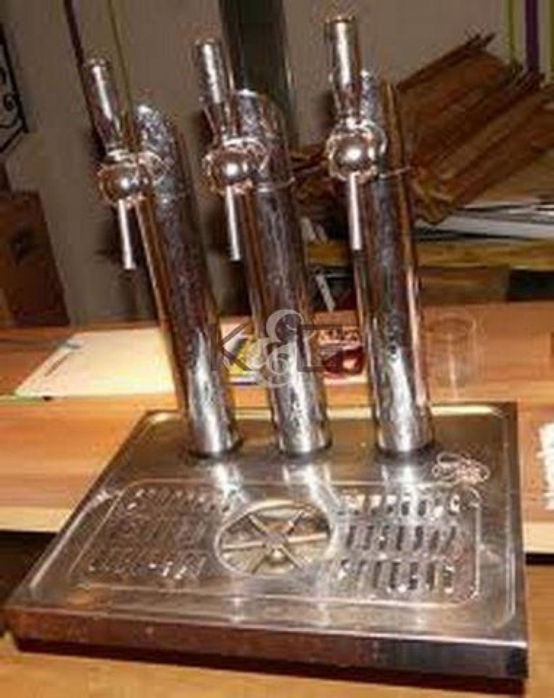 Laden in Menton, France, Nr. 18365