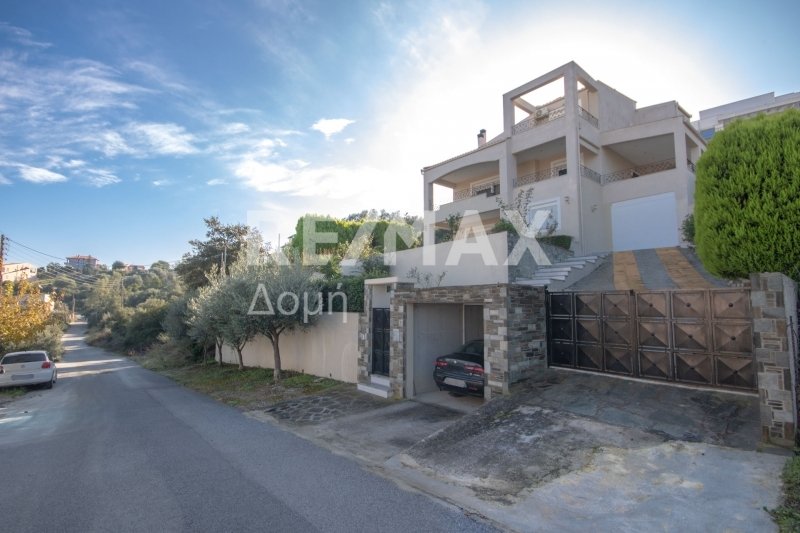 Недвижимость с 4 спальнями в Волос, Греция № 288