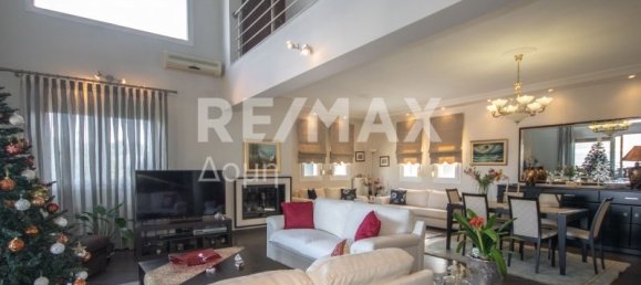 Недвижимость с 4 спальнями в Волос, Греция № 288 6