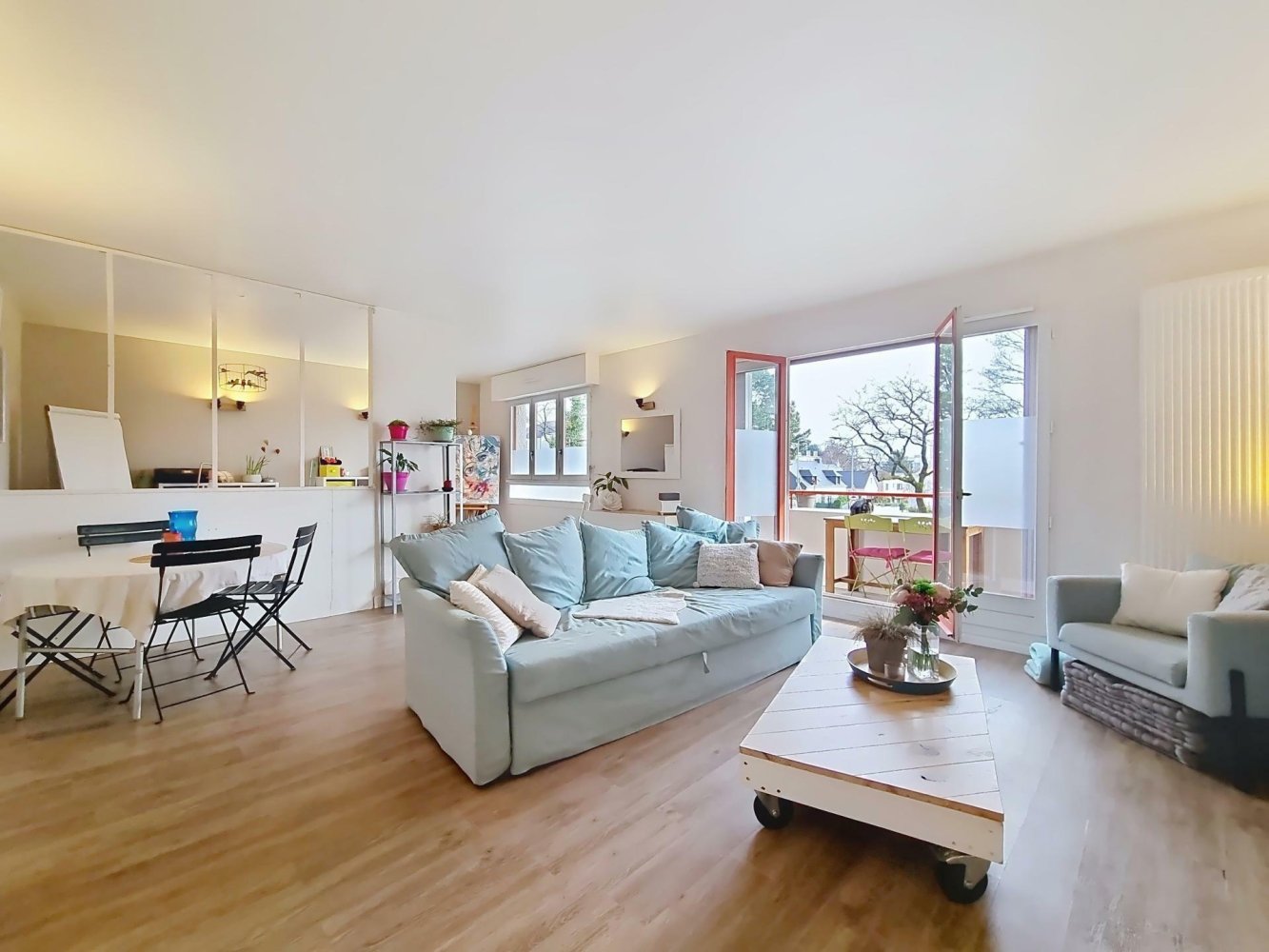 3 bedrooms Apartment in Nantes, France No. 357868