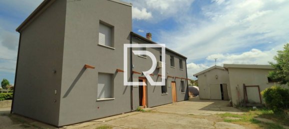 4 bedrooms Villa in Ravenna, Italy No. 75595 35