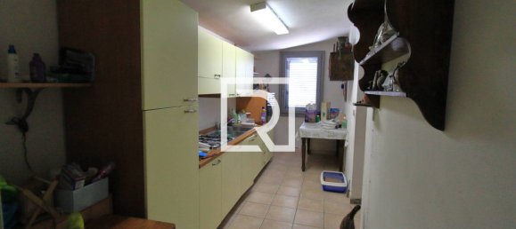 4 bedrooms Villa in Ravenna, Italy No. 75595 18