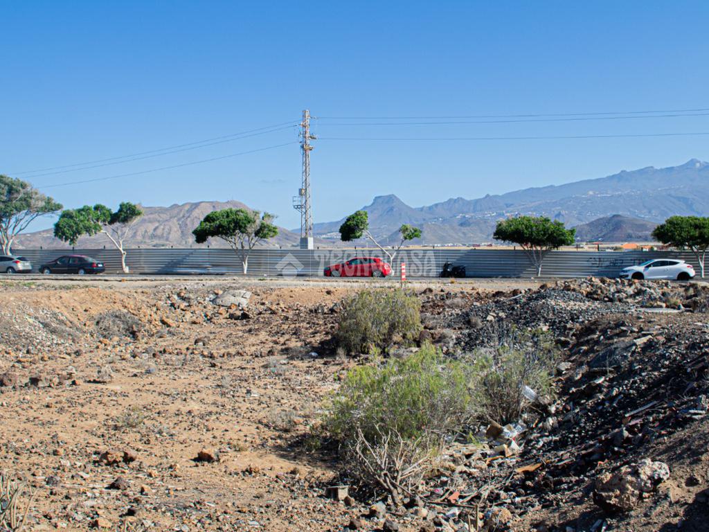 Terreno en Arona, Spain 127 m² No. 249550