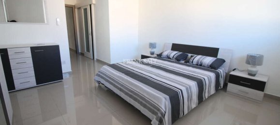 3 chambres Appartement à Saint Julian's, Malta No. 9939 15