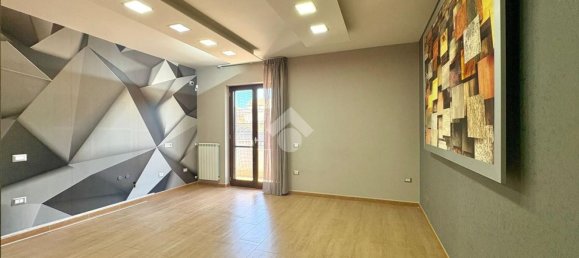 3 rooms Apartment in Sant'Antimo, Italy No. 268086 2