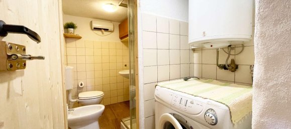 Casa de 8 habitaciónes en San Giacomo Filippo, Italy No. 230491 37