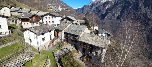 Casa de 8 habitaciónes en San Giacomo Filippo, Italy No. 230491 44