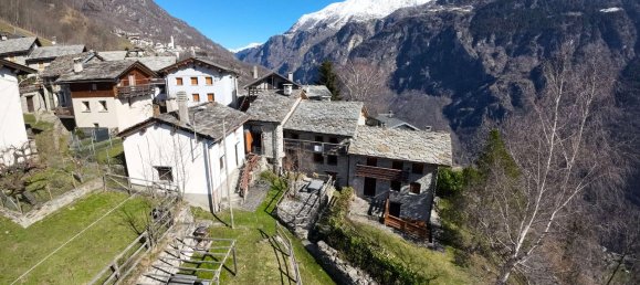 Casa de 8 habitaciónes en San Giacomo Filippo, Italy No. 230491 47
