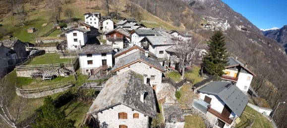 Casa de 8 habitaciónes en San Giacomo Filippo, Italy No. 230491 45