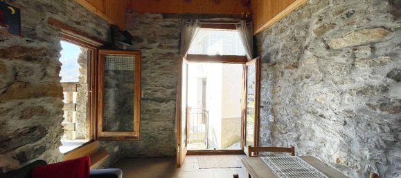 Casa de 8 habitaciónes en San Giacomo Filippo, Italy No. 230491 5