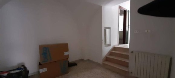 4-salle Appartement à Pescara, Italy No. 42048 9