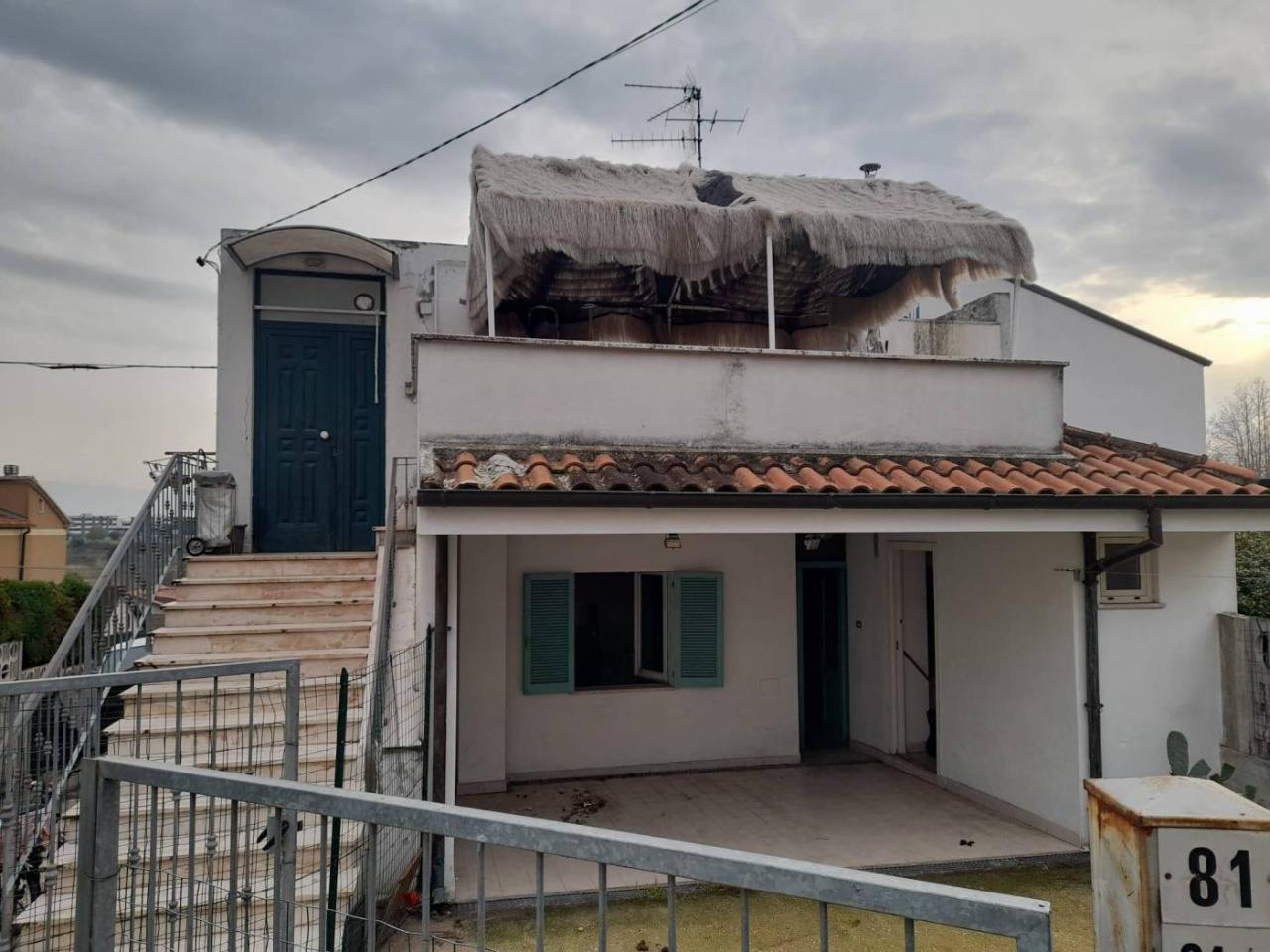 4-salle Appartement à Pescara, Italy No. 42048