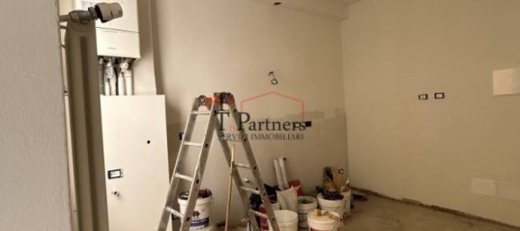 2 bedrooms Apartment in Florence, Italy No. 296531 5