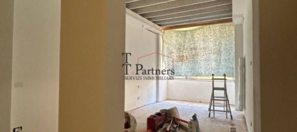 2 bedrooms Apartment in Florence, Italy No. 296531 10