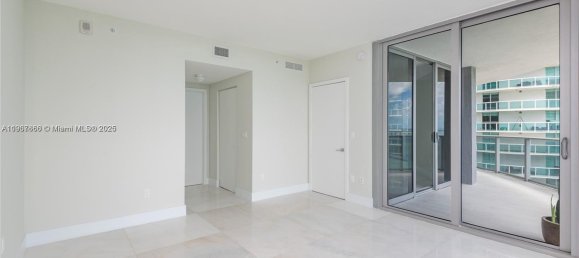 3 bedrooms Commercial property for rent in Miami, Miami-Dade, Florida, USA № 614185 15