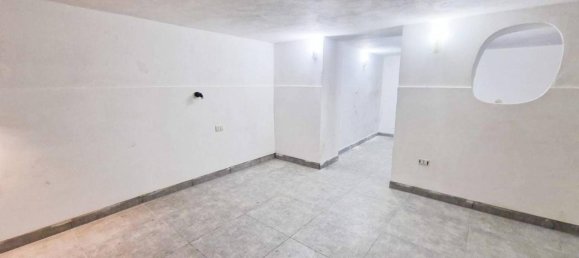 2 rooms Apartment in Naples, Italy No. 36355 11