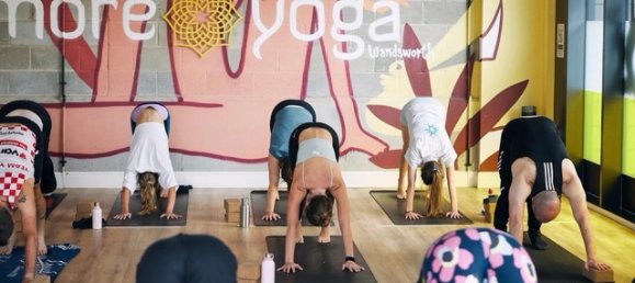 3 bedrooms Apartment in Wandsworth, United Kingdom No. 3220 21