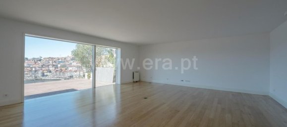 3 غرف نوم فيلا في Vila Nova de Gaia, Portugal رقم 136159 6