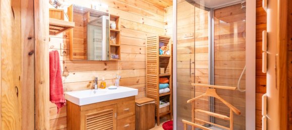 3 Schlafzimmer Gewerbliche Immobilie in Essert-Romand, France, Nr. 1368 8