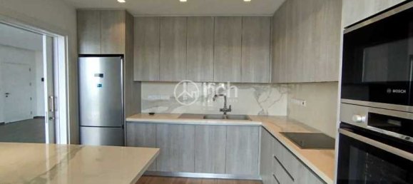 4 bedrooms Penthouse in Mesa Geitonia, Cyprus No. 21377 13