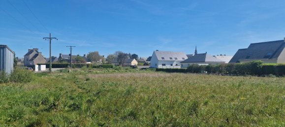 468m² Land in Cleder, France No. 106651 3