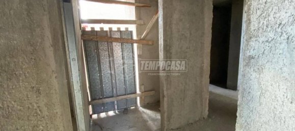 2 Schlafzimmer Haus in Marigliano, Italy, Nr. 335528 17