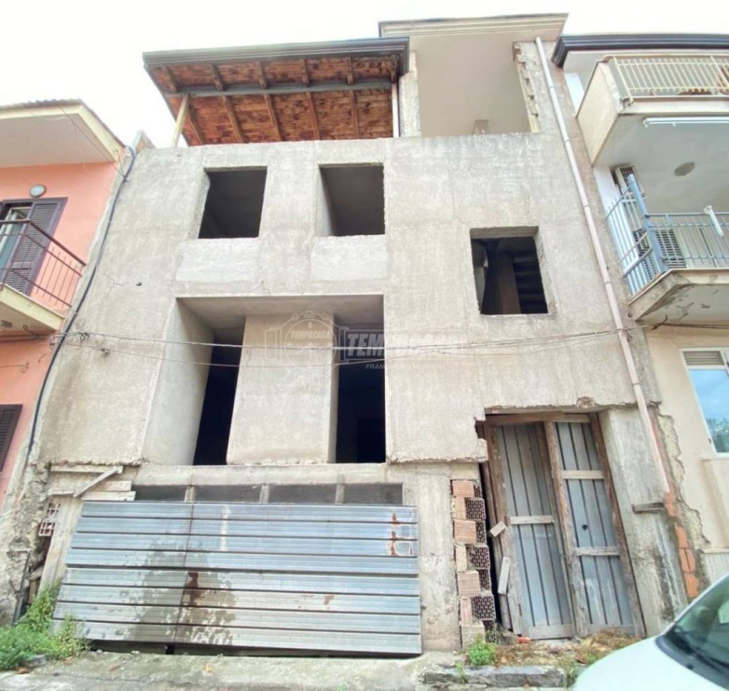 2 غرف نوم منزل في Marigliano, Italy رقم 335528