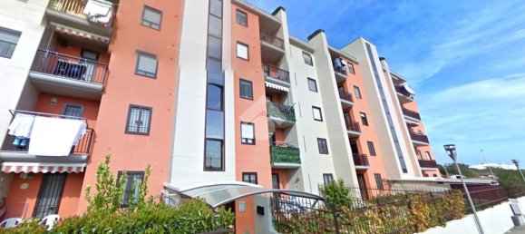 Квартира с 3 комнатами в Фоджа, Италия № 268095 2