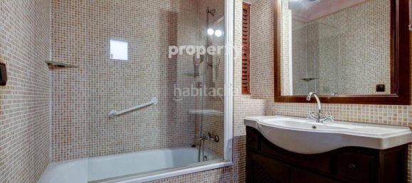 4 bedrooms House in Els Hostalets de Pierola, Spain No. 73431 28