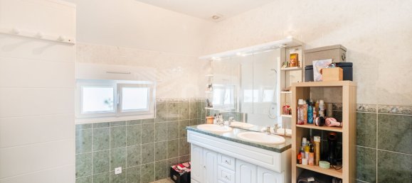 Adosado de 4 dormitorios en Beine, France No. 343901 11