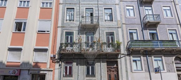 5 bedrooms Apartment in Lisbon, Portugal No. 63648 4