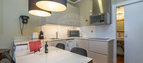 5 bedrooms Apartment in Lisbon, Portugal No. 63648 2