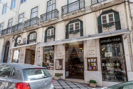  مستودع في Lisbon, Portugal 156متر مربع رقم 77261