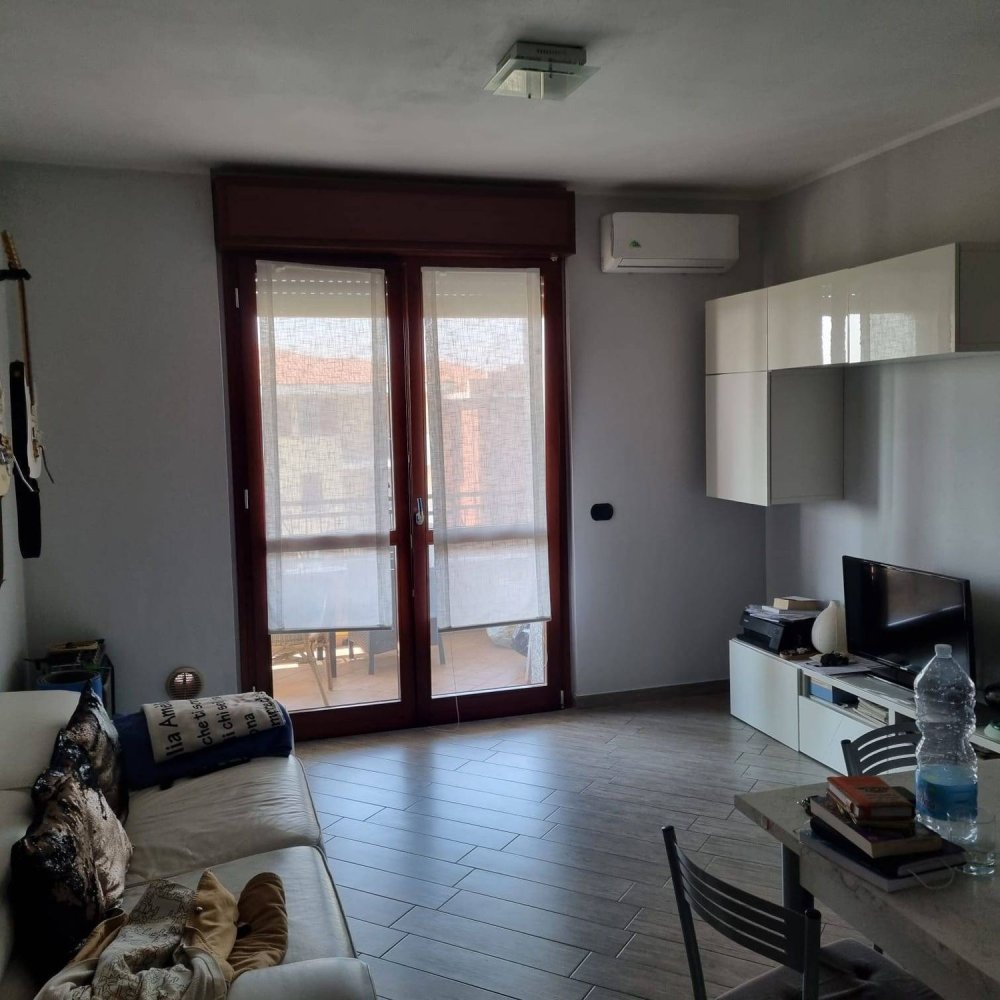 3 bedrooms Apartment in Trecate, Italy No. 344442