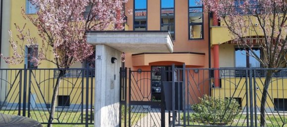 3 bedrooms Apartment in Trecate, Italy No. 344442 10