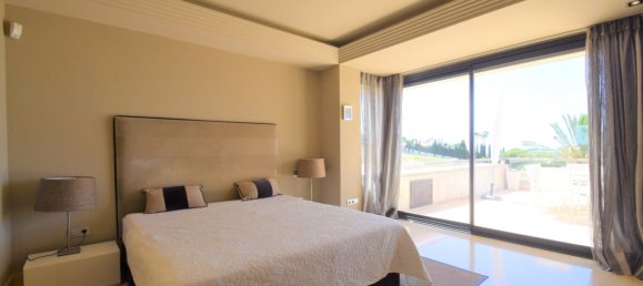 2 bedrooms Apartment in Marbella, Spain No. 4547 5