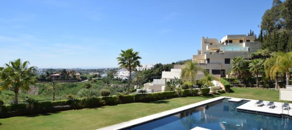 2 bedrooms Apartment in Marbella, Spain No. 4547 11