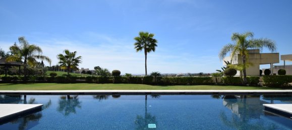 2 bedrooms Apartment in Marbella, Spain No. 4547 8