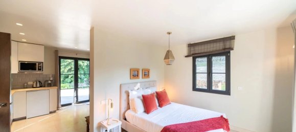 6 Schlafzimmer Villa in Chateauneuf-Grasse, France, Nr. 1729 13