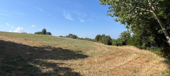 5 rooms House in Gualdo Tadino, Italy No. 83078 3