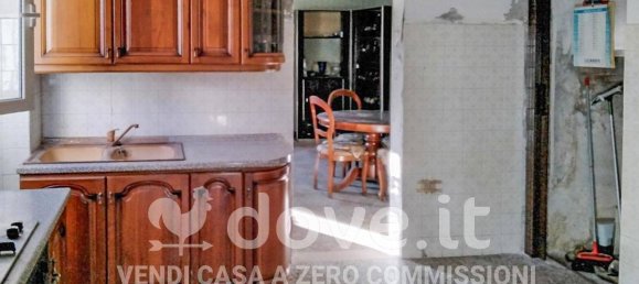 4 bedrooms Villa in Ferrara, Italy No. 379605 5
